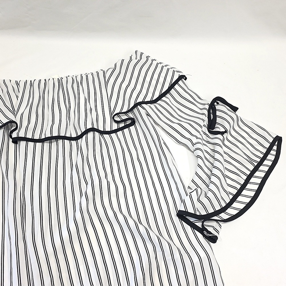 Maurices Off The Shoulder Blouse Womens L White Black Striped Ruffle Bell Sleeve
